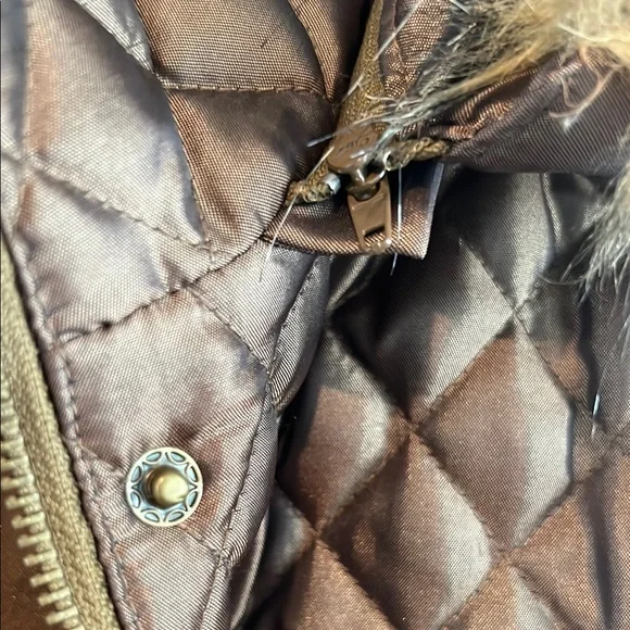 Chic Bronze/Gold Quilted Puffer Coat with Faux Fur Hood - Picture 6 of 11